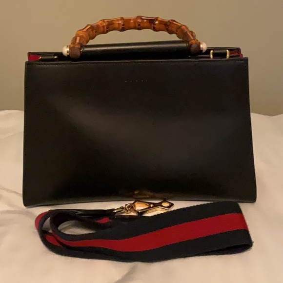 Gucci Nymphia - Picture 1 of 5